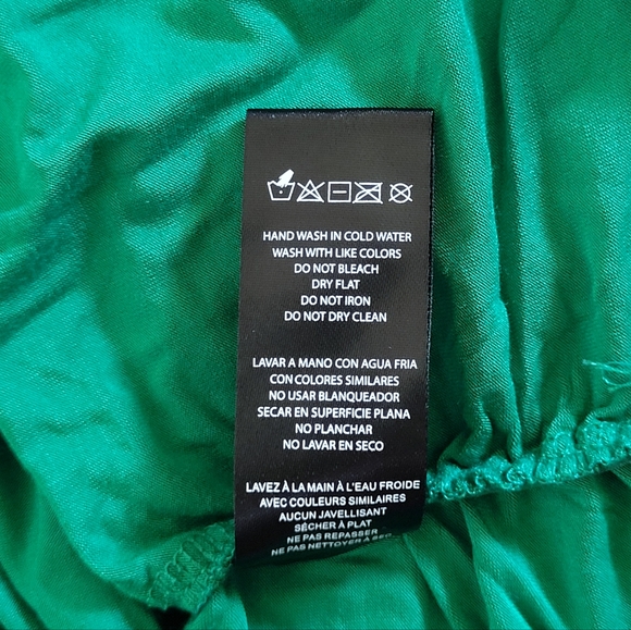 bebe Green💚 Top With Triple3️⃣ Silver🤍 Rings Detail - NWT - Picture 7 of 16